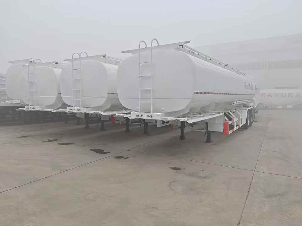 3UNITS 40000L ईंधन टैंक गिनी गणराज्य के लिए तैयार भेज दिया