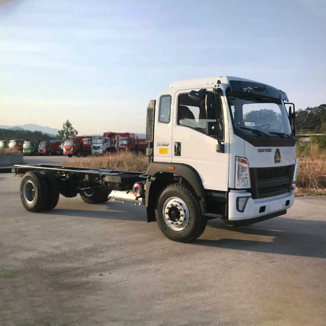 Howo 4x2 कार्गो चेसिस ट्रक